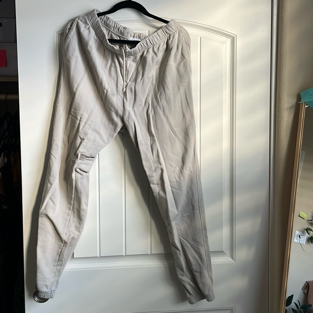 Good American Beige sweatpants